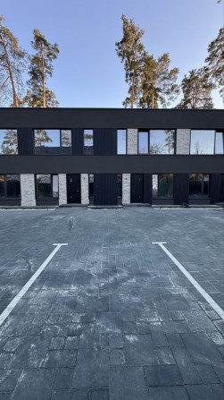 Таунхаус с газом и большим участком в зеленой Буче. - фото 1