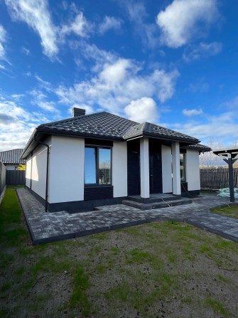 Комфортний будинок 118м² з автонавісом та терасою — вигідна пропозиція - фото 1