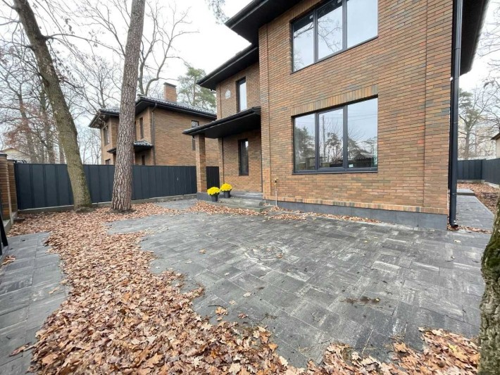 Сучасний енергоефективний будинок у центральній частині Ірпеня - фото 1