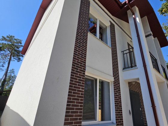 Таунхаус з частковим ремонтом/техніка,центр Ирпень