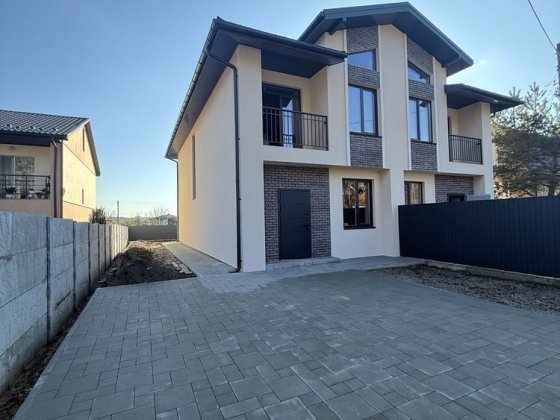 Сучасний дуплекс біля садочку 125 м² 3.5 сотки з усіма комунікаціями Ирпень