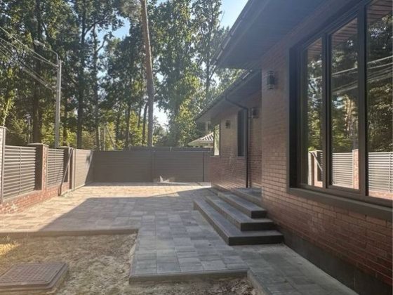 Сучасний будинок у Лісовій Бучі — якість, комфорт, спокій Буча