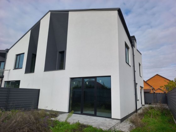 Продам гарний таунхаус Белая Церковь