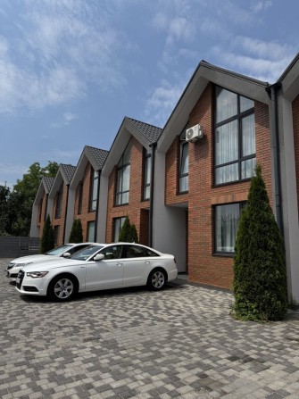 Таунхаус в топовій локаціі - фото 1