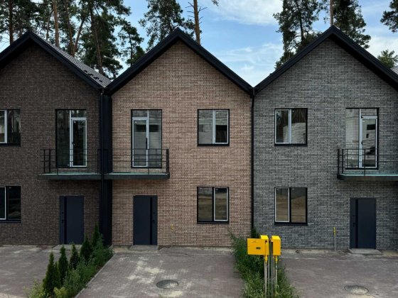 Продаж готового таунхауса  в Лісовій Бучі.Сертифікат Буча