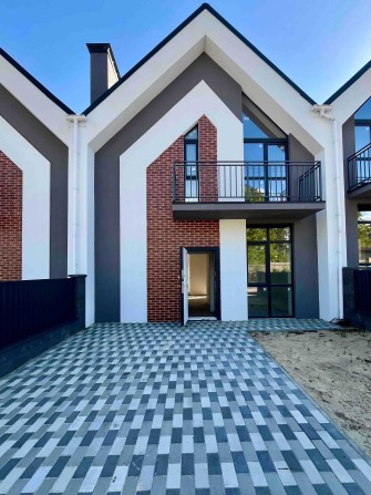 Таунхаус у КМ 100 м² Центральні комунікації, ГАЗ, від забудовника! - фото 1