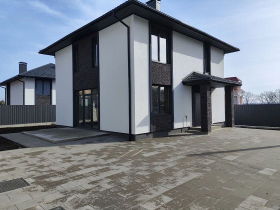 Якісний будинок з Газом в закритому КМ Ирпень