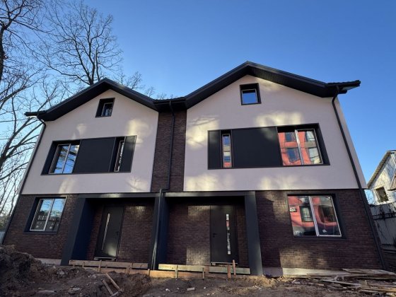 Дуплекс між парк Центральний та Незнайка Ірпінь