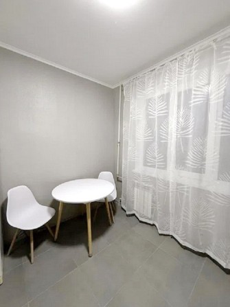 Продаж 1-к. кв. з ремонтом, вул. Заболотного 62, Голосіївський район. - фото 1