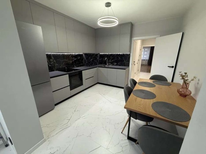 Продаж 3-к квартири вул. Коноплянська 22б - фото 1