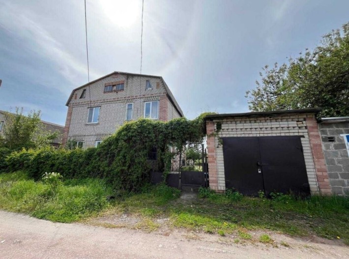 Продам будинок від власника. Двоповерховий будинок. Довгинцівський  рн - фото 1