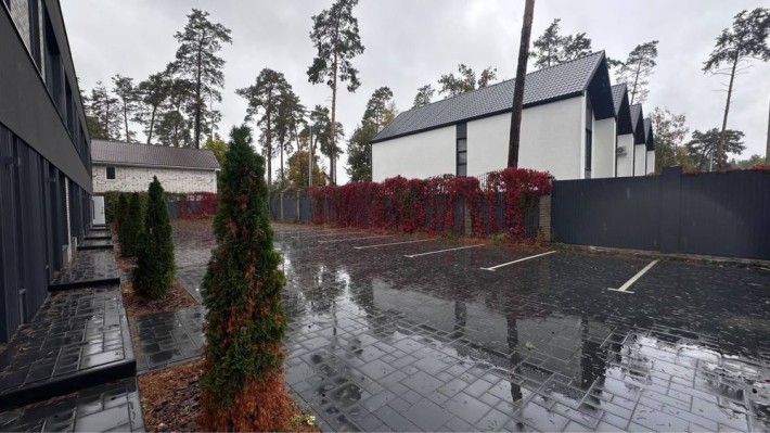 Сучасний таунхаус у затишному районі Бучі - фото 1