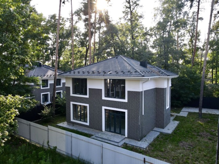 Збудований будинок. Лісова Буча. Газ/центральна каналізація/скважина - фото 1