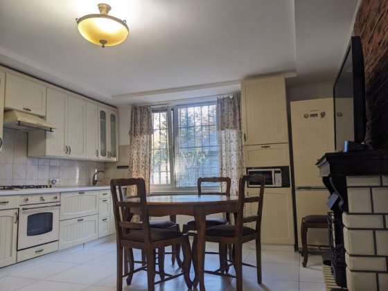 Дуплекс, м. Ірпінь з меблями та технікою. Торг. Ірпінь