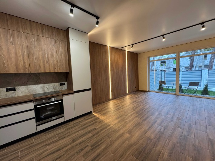 Таунхаус з новим, сучасним ремонтом в Лісовій Бучі! Телефонуй! - фото 1