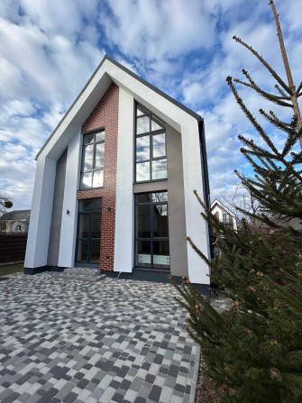 Продаж будинку в м. Буча - фото 1