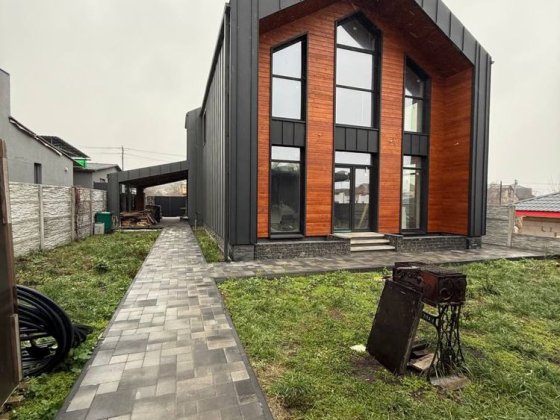 Будинок з частковим ремонтом. Ділянка 6 сот Ірпінь