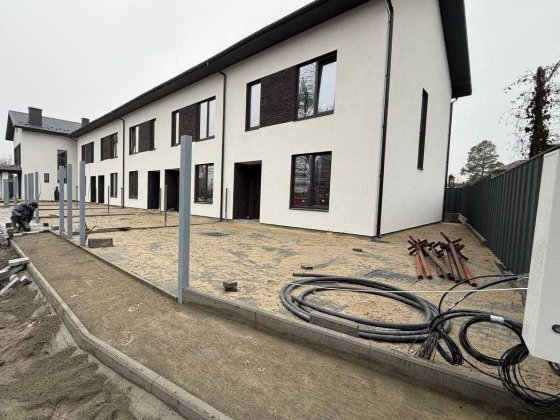 Таунхаус з газом в Ірпені поруч з ЖК Синергія Сіті Ирпень