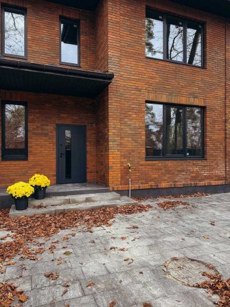 Готовий сімейний будинок 130 м2 у центрі міста - фото 1