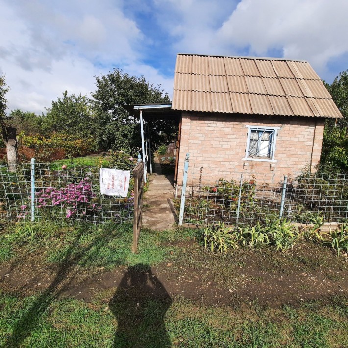 Продаётся дача 4 соток 


---

Продаётся дача в - фото 1