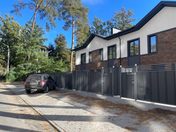 Просторий таунхаус під чистове,розводка електрики.ГАЗ 130 м² мін.оф.2% Ирпень