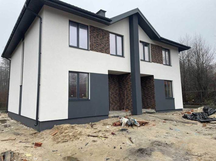 Дуплекс 120 м² у Стоянці з великою ділянкою 5 сотки - фото 1