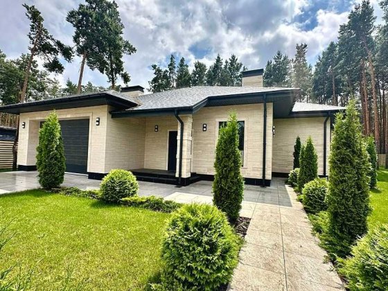 Будинок в Лісовій Бучі з гаражем. 15 соток земельна ділянка! Буча