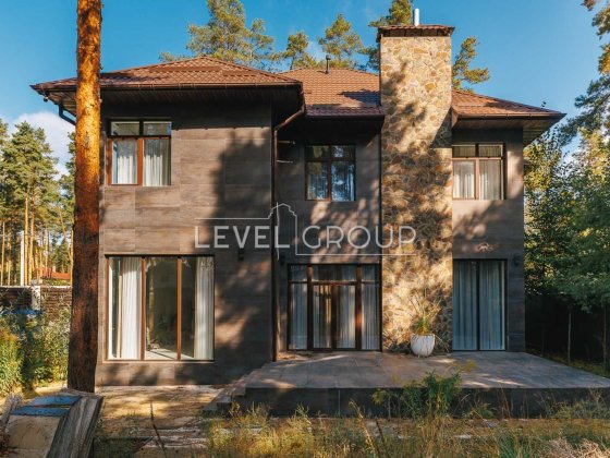 Новий будинок 260 м² у Лісній Бучі, вул. Інститутська, 5 спалень Буча