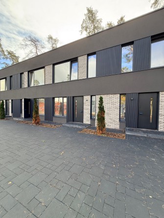 Продам Таунхаус. Максимальне Наповнення. Газове Опалення. Центр Міста! - фото 1