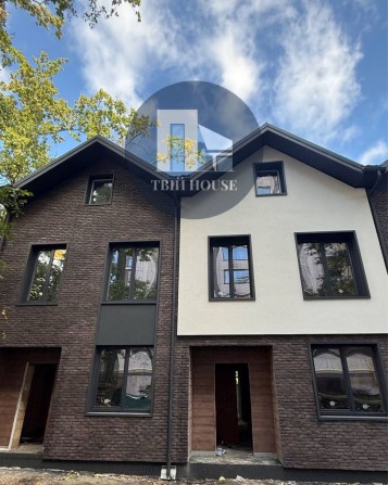 Таунхаус Ірпінь Центральний парк, велика ділянка - фото 1