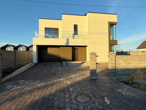 Продаж будинку на Грін Хілз Ровно