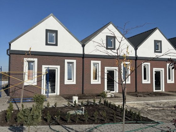 Таунхаус за 16000$!! з власним двориком Ирпень