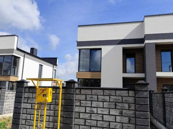 Без комісії для покупця! Продам стильний котедж в затишному районі!!! Ровно