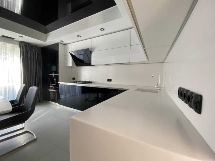 БУДИНОК в ЛІСОВІЙ БУЧІ. Велика ділянка, ГАЗ,ремонт. - фото 1