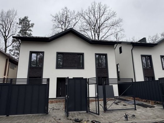 Готовий триповерховий луплекс навпроти лісу, Ірпінь парк «Мами» Ірпінь