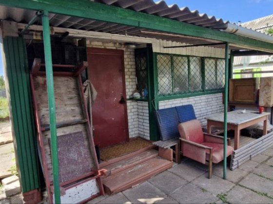 Пррдам дачу на голубих озерах з будиночком, Суми