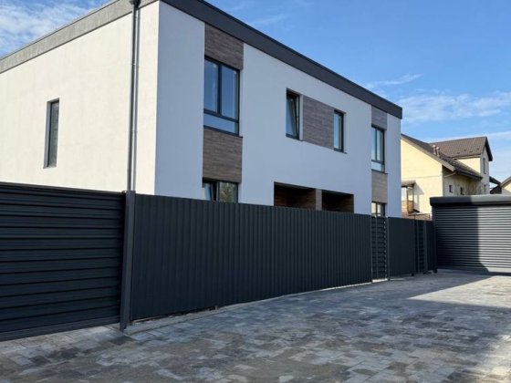 Дуплекс в центрі міста Буча. Центральні комунікаціі Буча