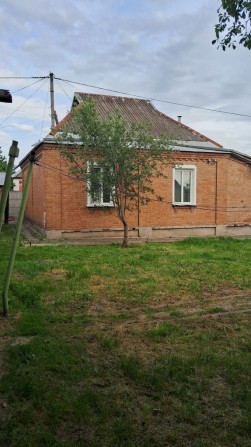 Продаж будинку в місті - фото 1