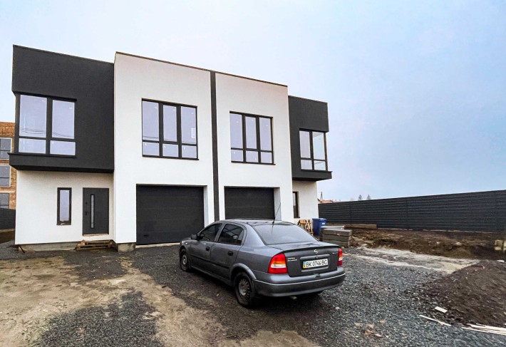 Котедж на 4 кімнати та кухнею-вітальнею. Можливий ремонт під ключ - фото 1