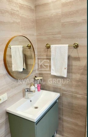 Продаж будинку з новим ремонтом в класній локації Ірпеня - фото 1