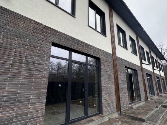 Таунхауси біля лісу у Ірпіні Ирпень