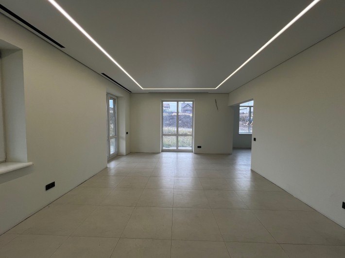 Продаж будинку з ремонтом та гаражем в Бармаках! - фото 1