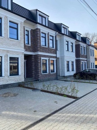 Просторий таунхаус 130 м² з терасою і 1,6 сотки землі — під «єОселя» - фото 1