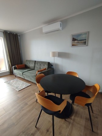 Продаж невеликого нового  будинку з ремонтом та меблями. - фото 1