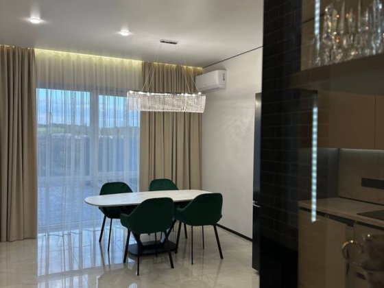 Шикарний котедж з ремонтом, меблями та технікою! Рівне