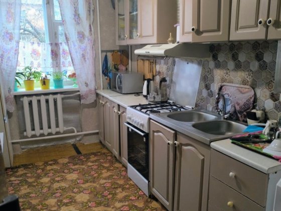 Частина будинку, 104 м2, зі зручностями та окремим двором. Полтава