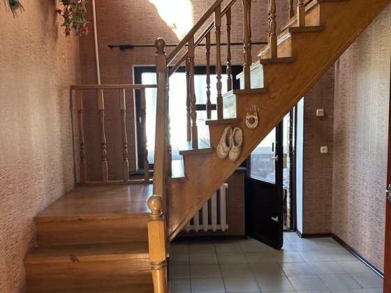 Продаж  великого будинку 2 поверхи Суми