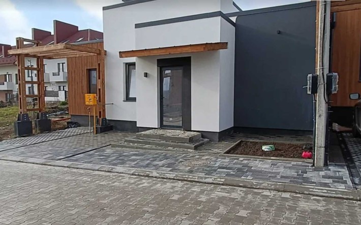 Я Продаж стильного котеджу в Рівному — новобудова, автономне опалення - фото 1