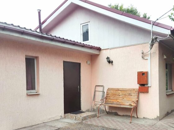 Продаж будинку у центрі під бізнес, завжди є світло!  Не агентство Полтава