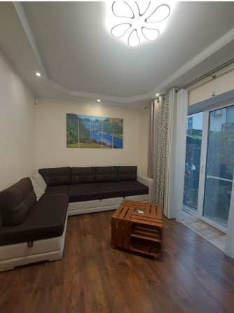 Таунхаус з ремонтом,  меблями і технікою. - фото 1